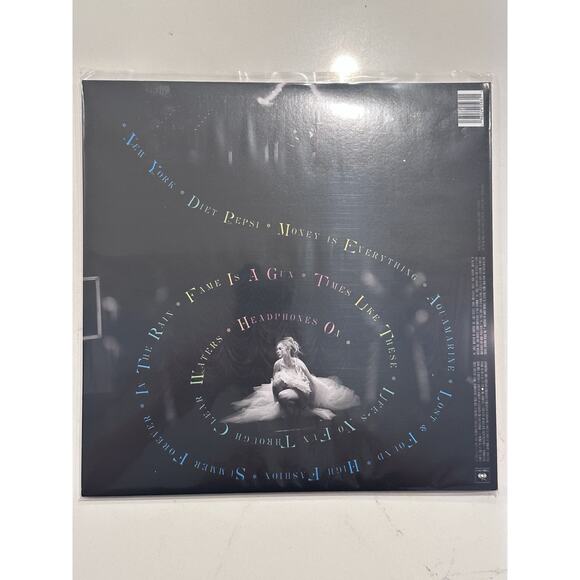 Addison Rae SIGNED Cover Jacket Sleeve 'Addison' Debut Album Vinyl AUTOGRAPHED - Picture 4 of 6